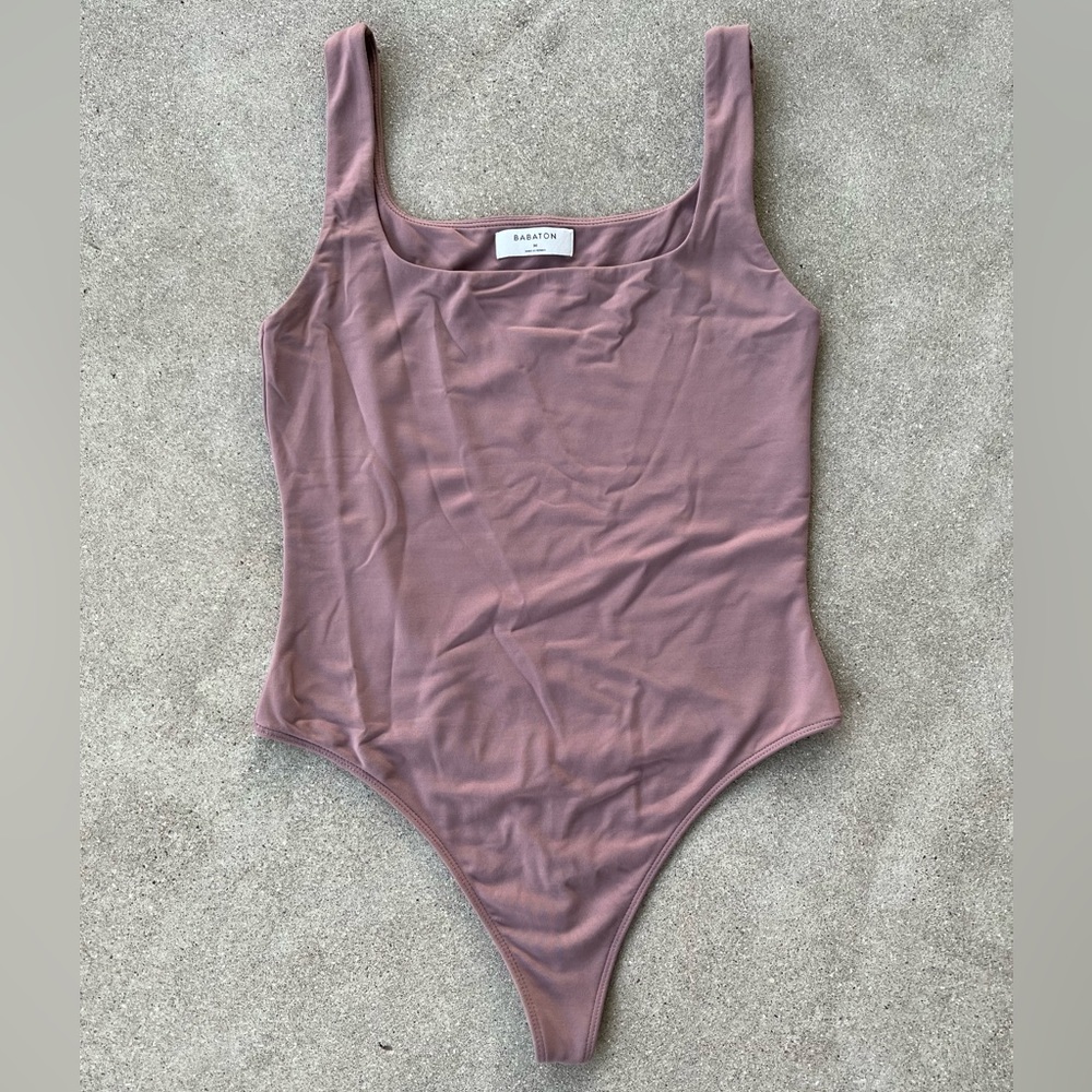 NWOT Aritzia Babaton Contour Thong Bodysuit - Shadow Mauve - Picture 5 of 9